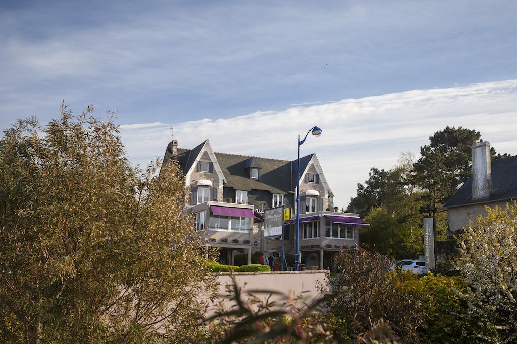 Hotel Logis Beauséjour Erquy Exterior foto